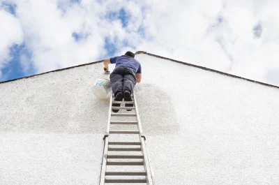 Peinture extérieure aux Guerreaux — façades et ravalement